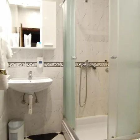 Vojvodina 3* Novi Sad